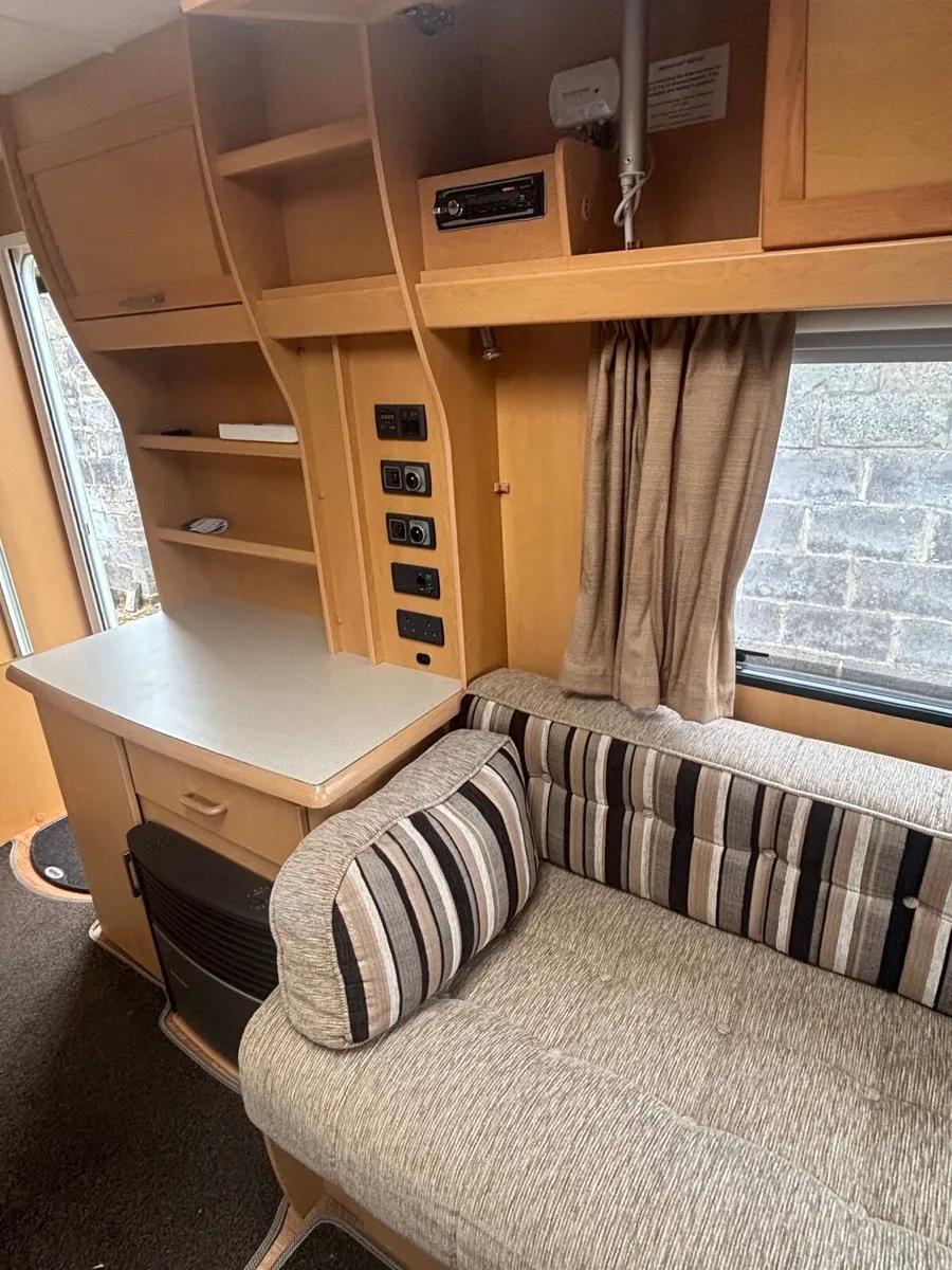 Caravan - Elddis Odyssey 2 Berth 462. 2010 - Image 4