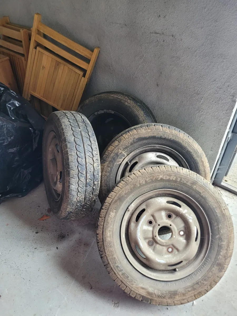 Wheels transit - Image 1