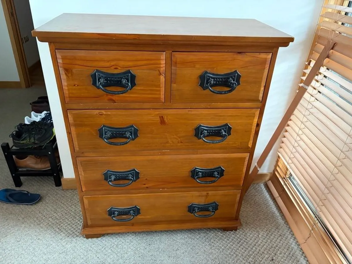 Solid Pine Bedroom Furniture Set - Image 3