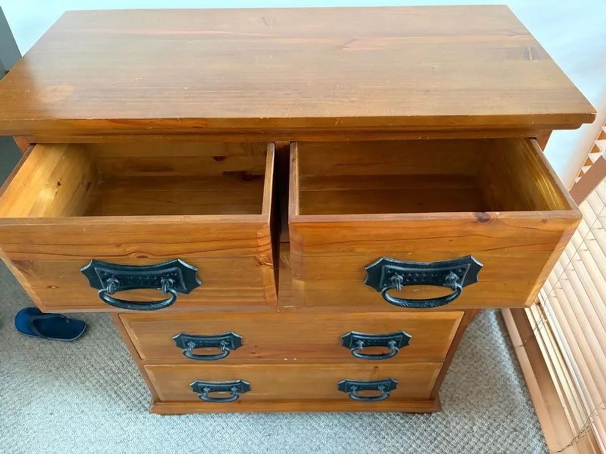 Solid Pine Bedroom Furniture Set - Image 4