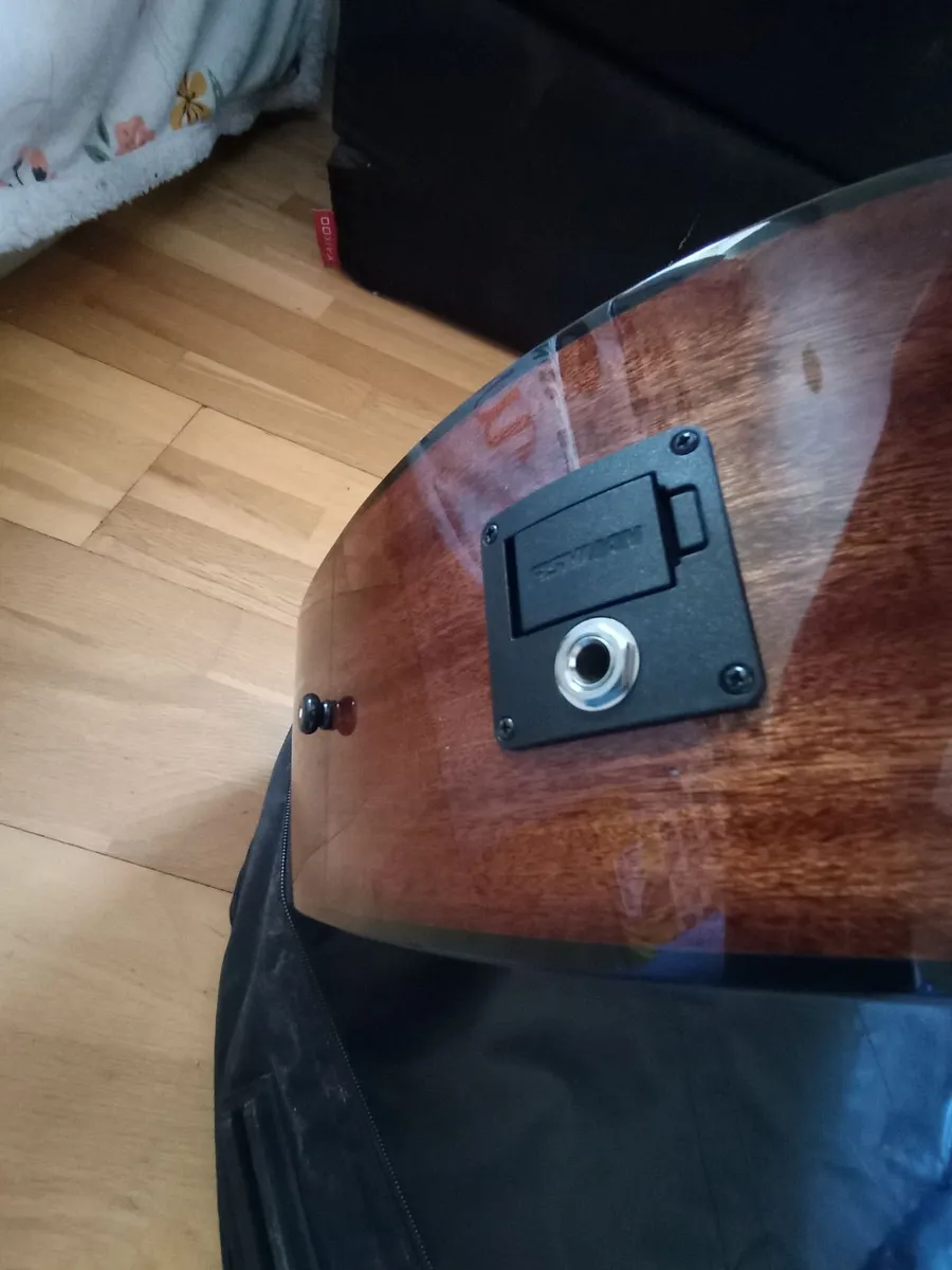 Sigma electro acoustic guitar - Image 2