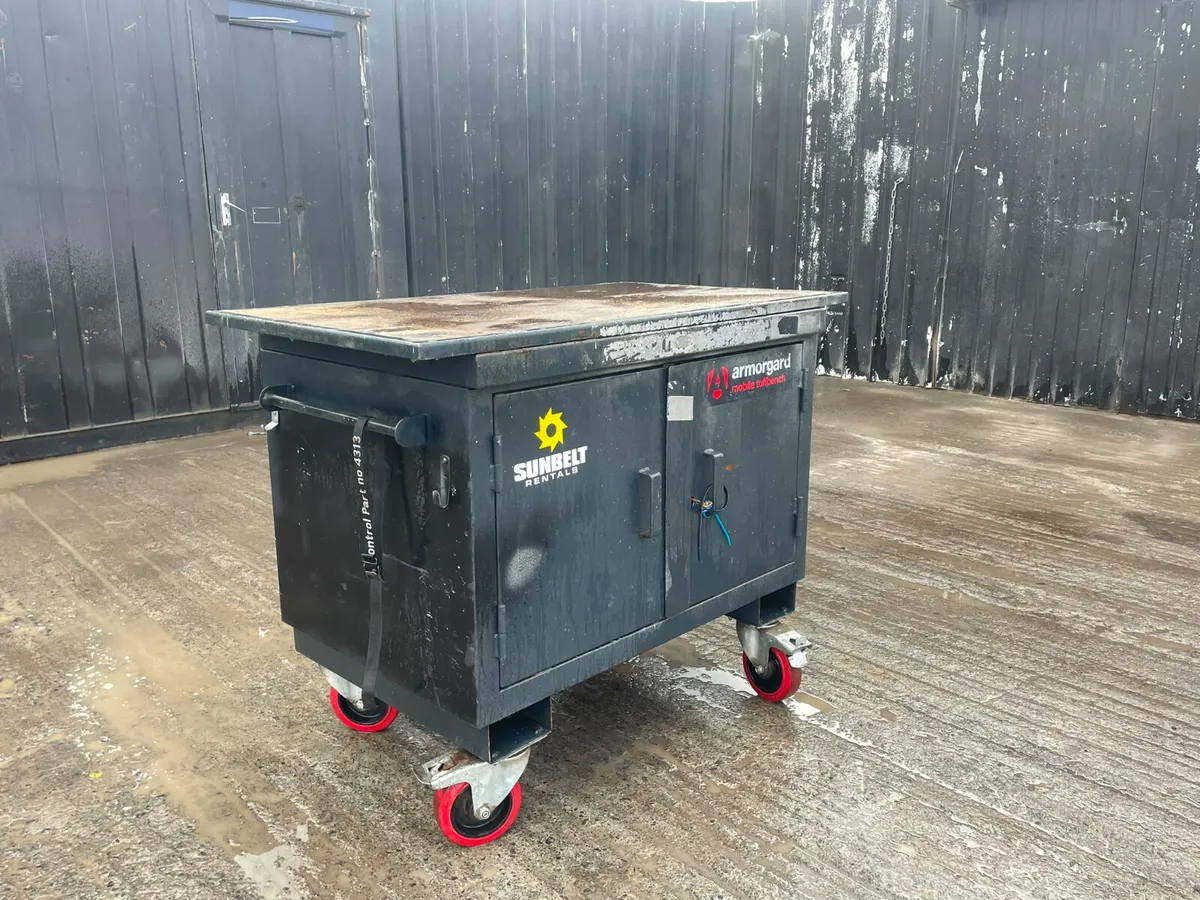 Armorgard Mobile Tuffbench – Workbench - Image 1
