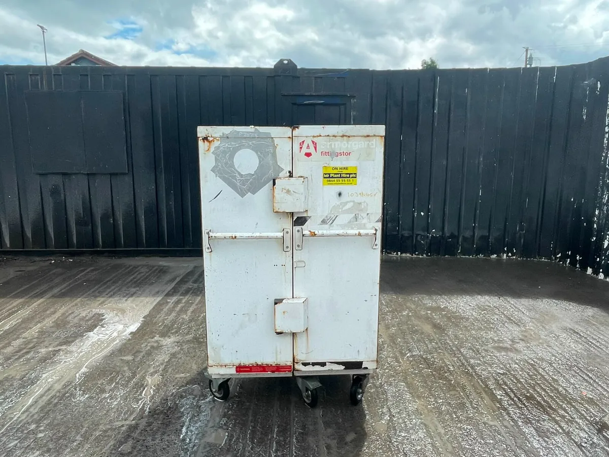 Armorgard Fitting Store – Secure Site Storage Box - Image 2
