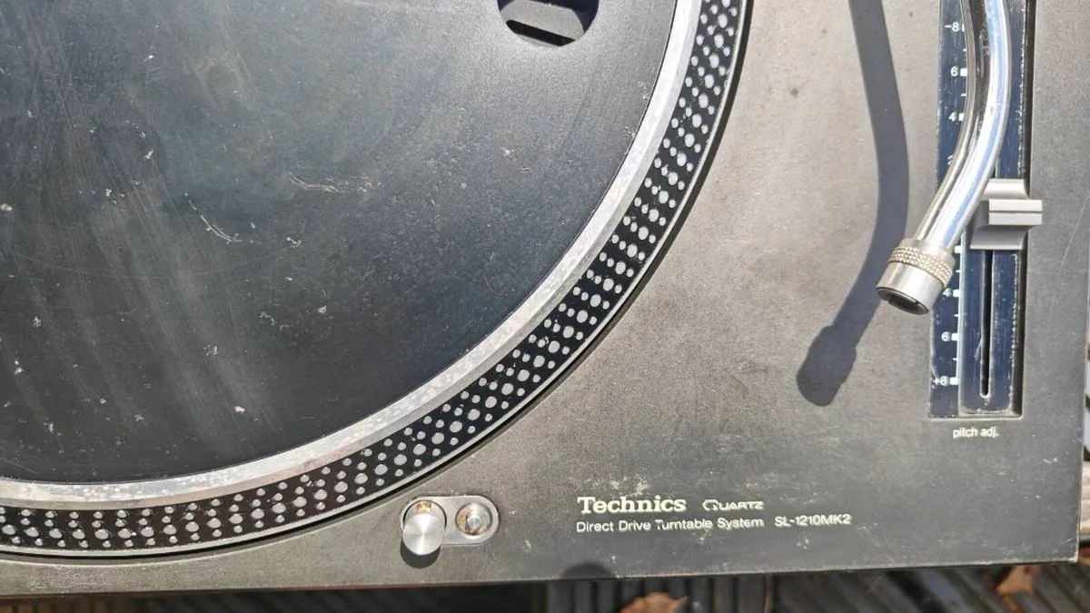 Technics 1210 mk2 turntable*read - Image 3
