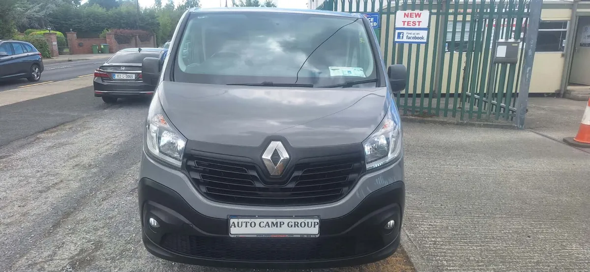 Renault Trafic 2019 - Image 2