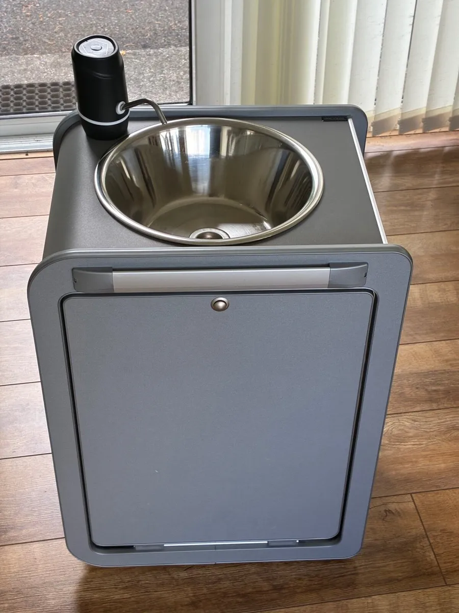 Camper sink unit - Image 1