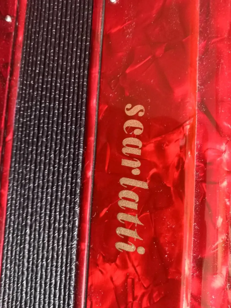 Piano Accordian. - Image 2