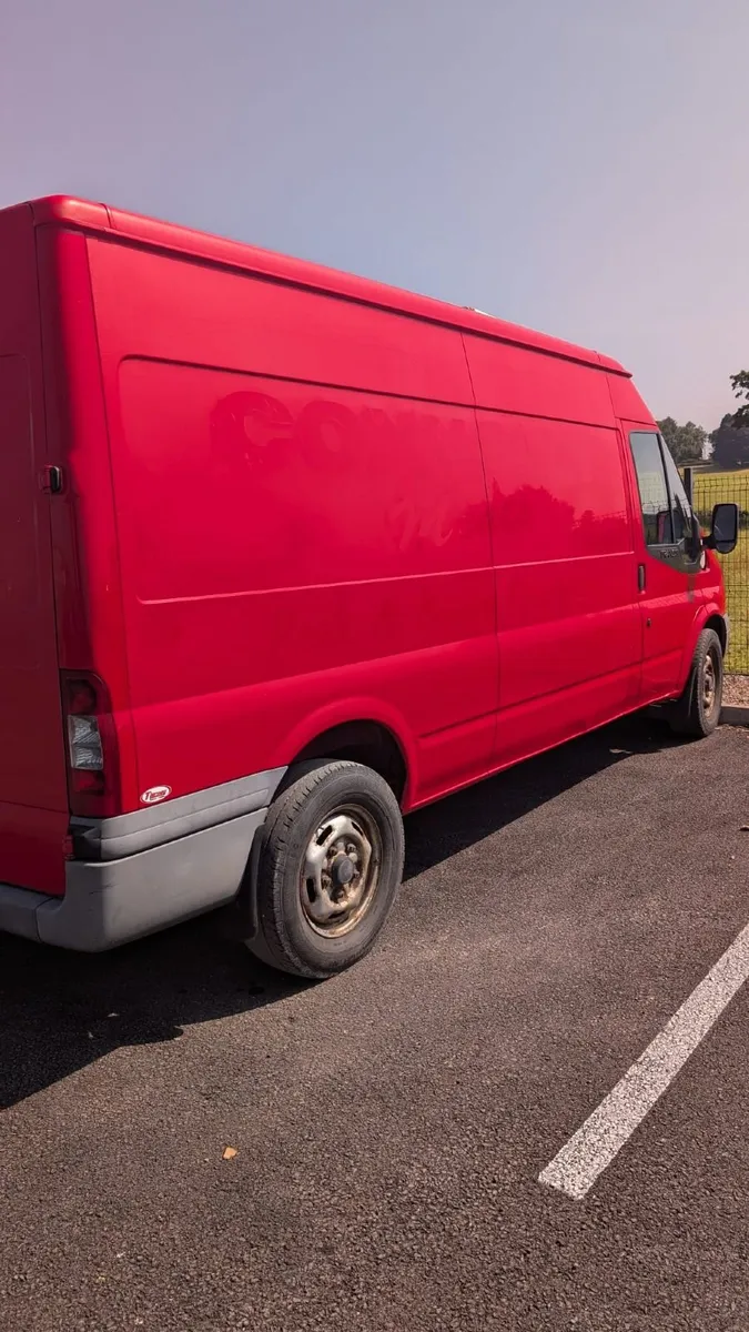 2014 Ford Transit 125 T350 LWB High Roof Van - Image 3