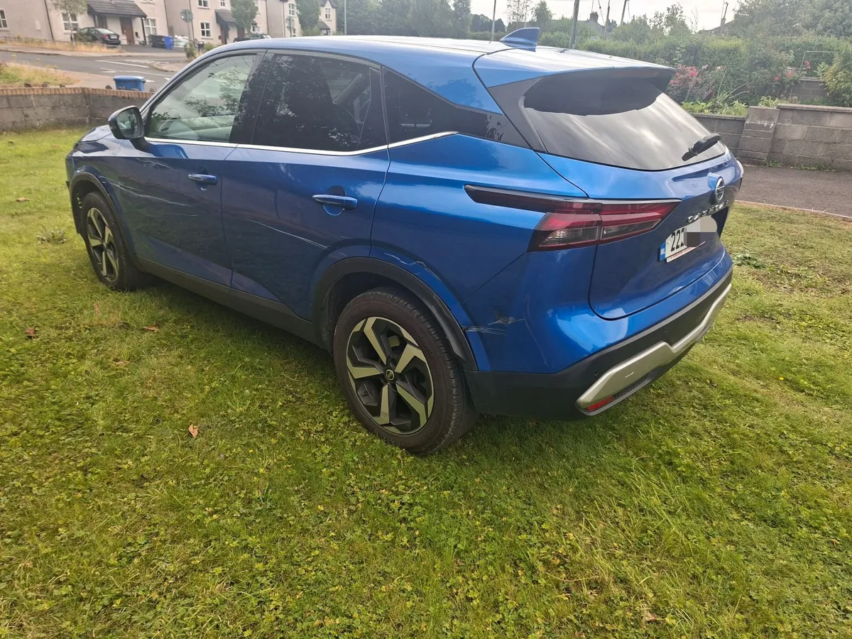 Car - Image 4