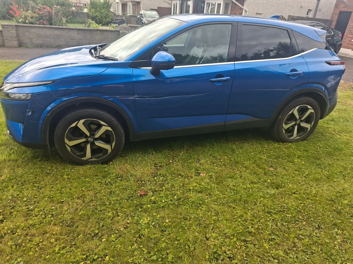 Car - Image 3