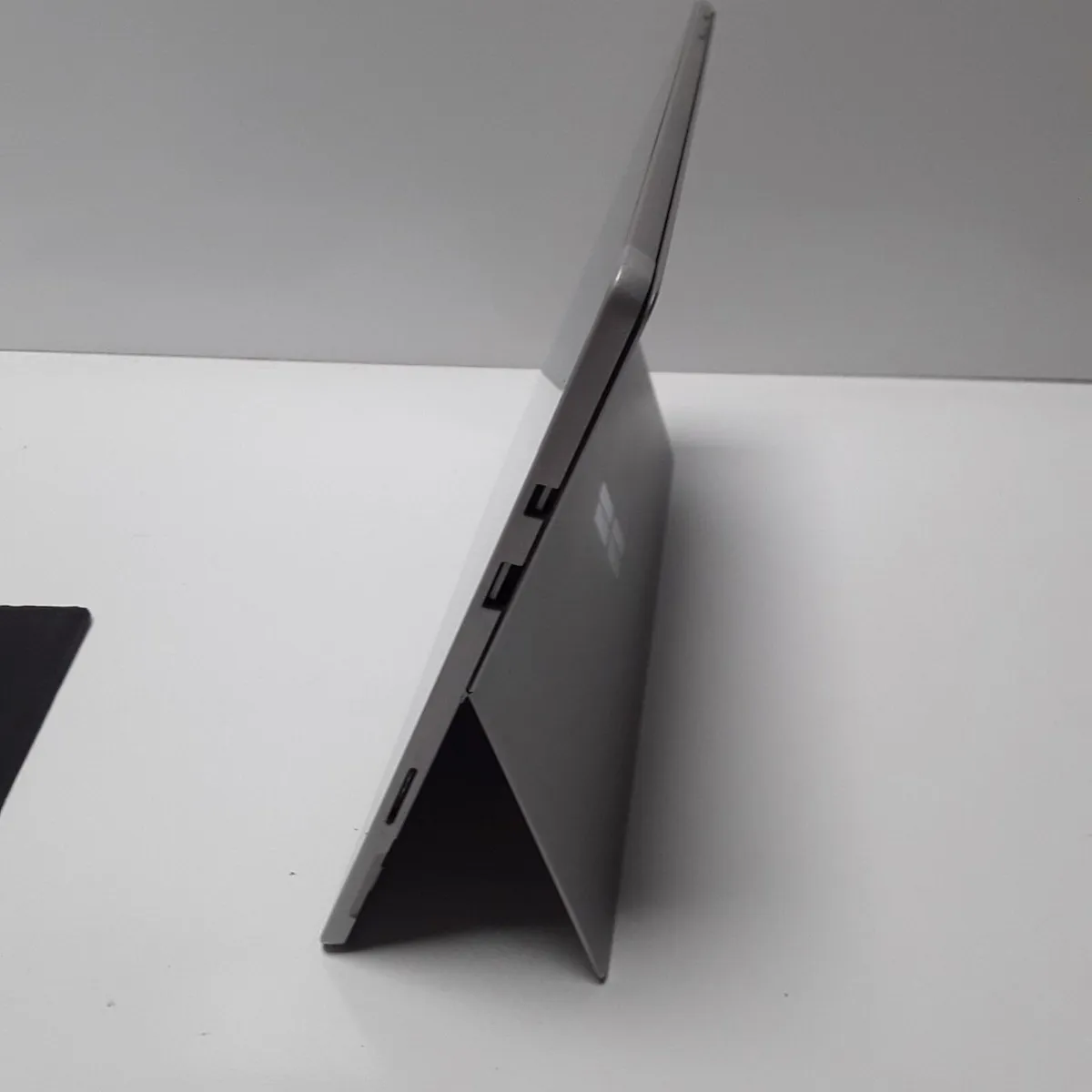 Microsoft Surface Pro 6 | Intel Core i5-8350U | - Image 3