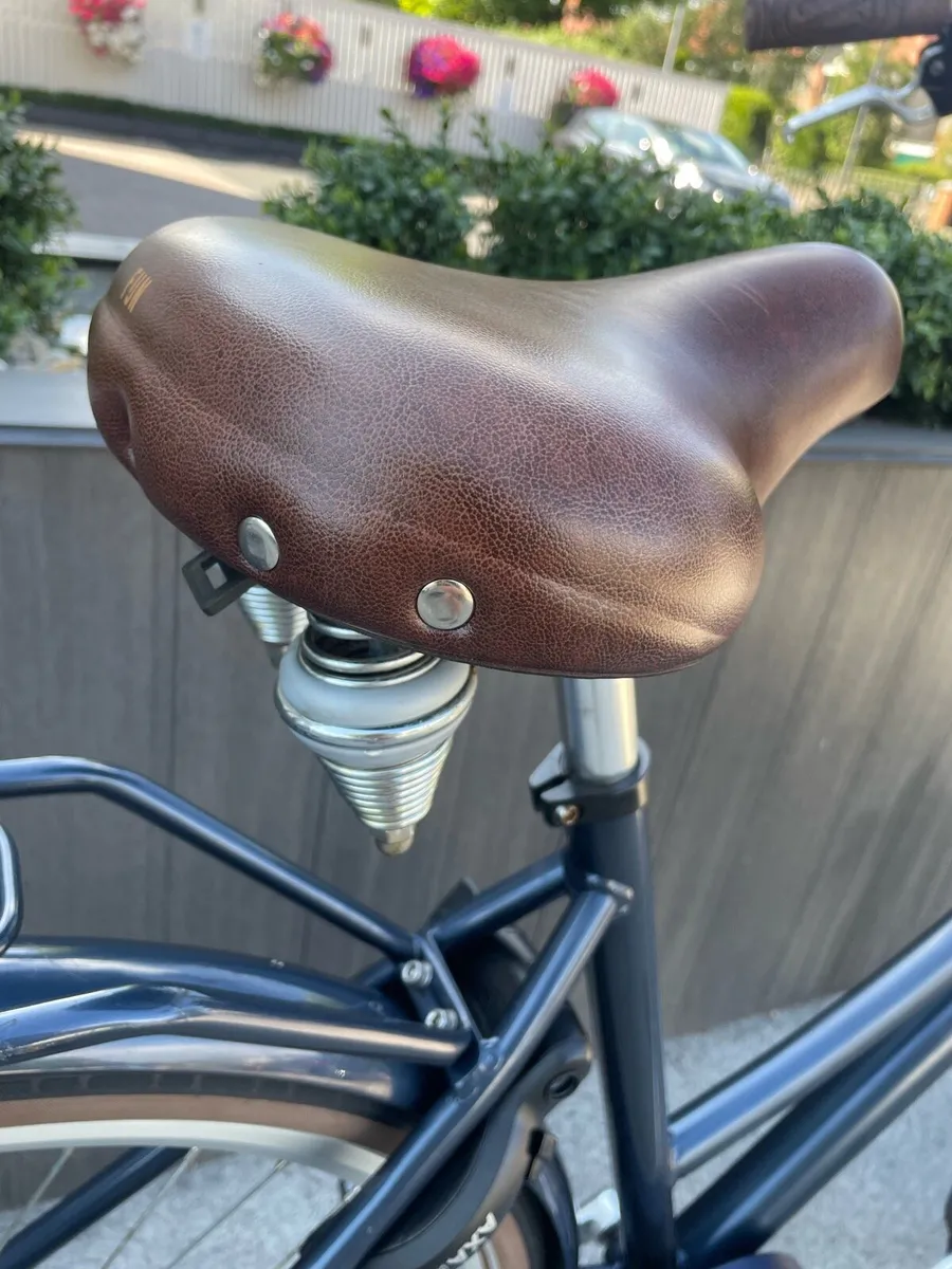 Ladies bike - Image 4