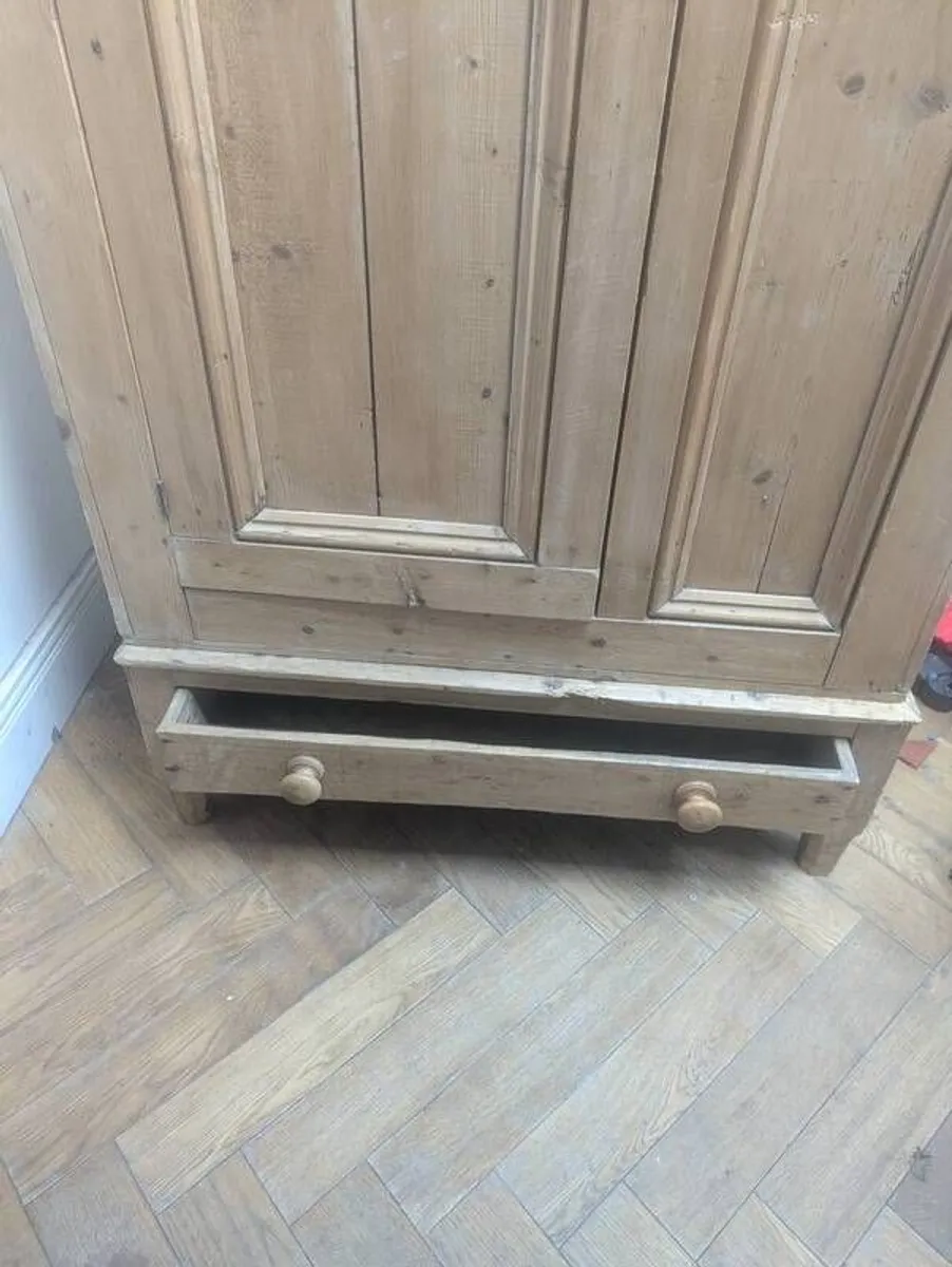 Pitch Pine Wardrobe - Image 3