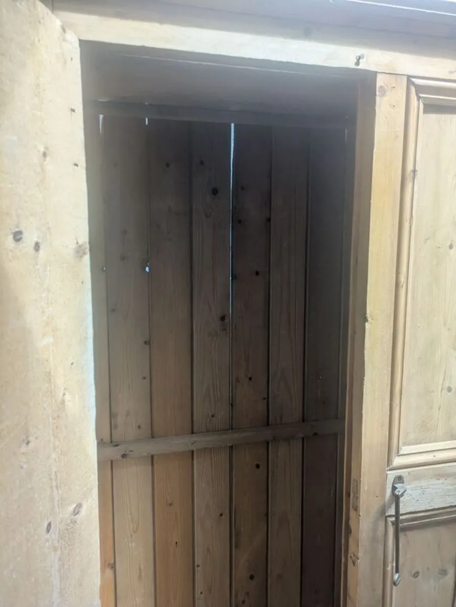 Pitch Pine Wardrobe - Image 4