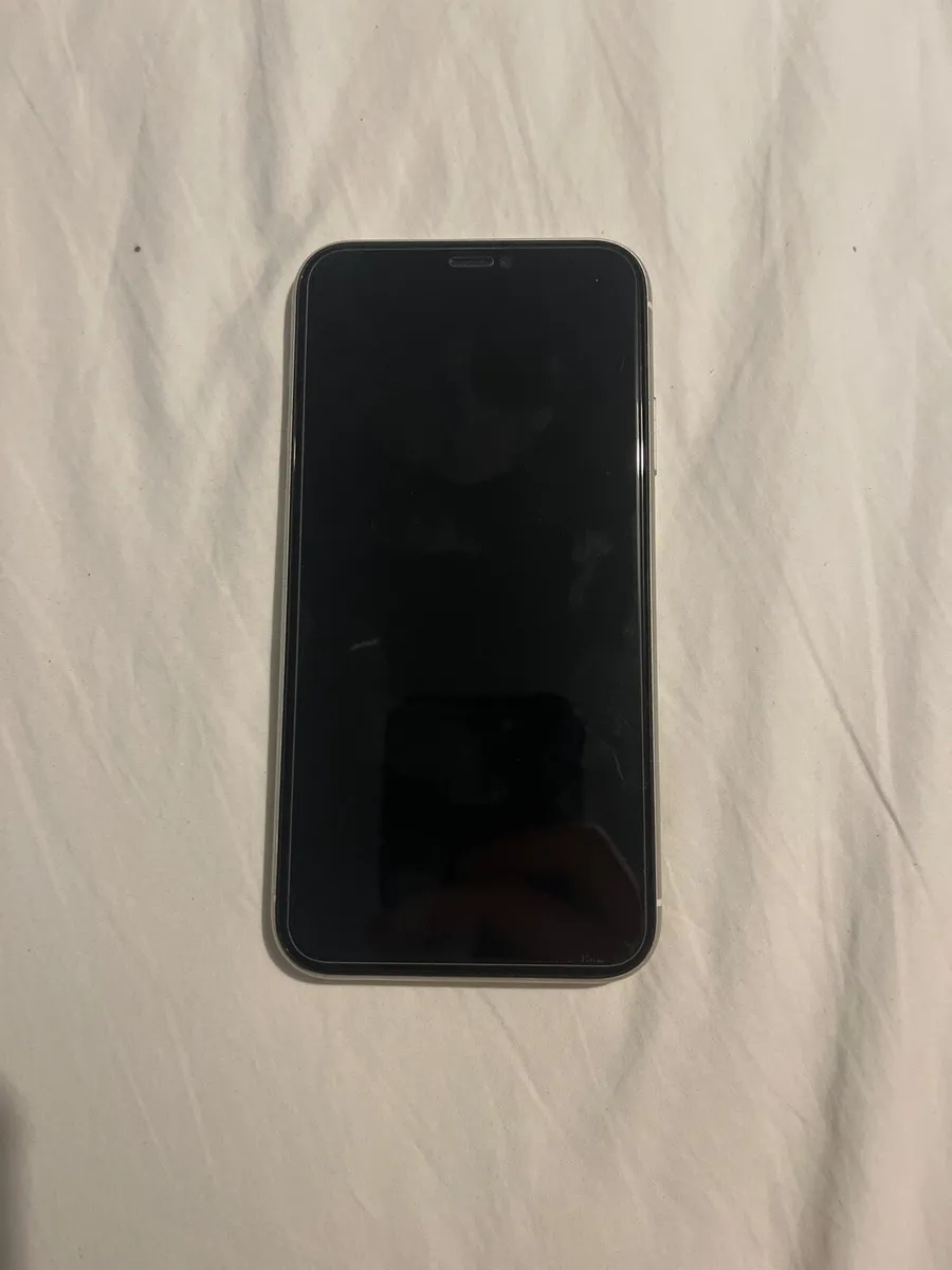 iPhone 11 64gb - Image 2