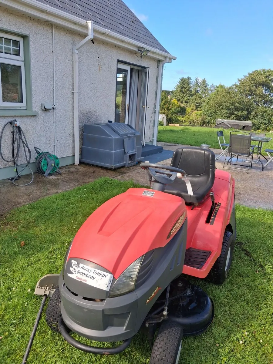 Ride-On Lawnmower - Image 3