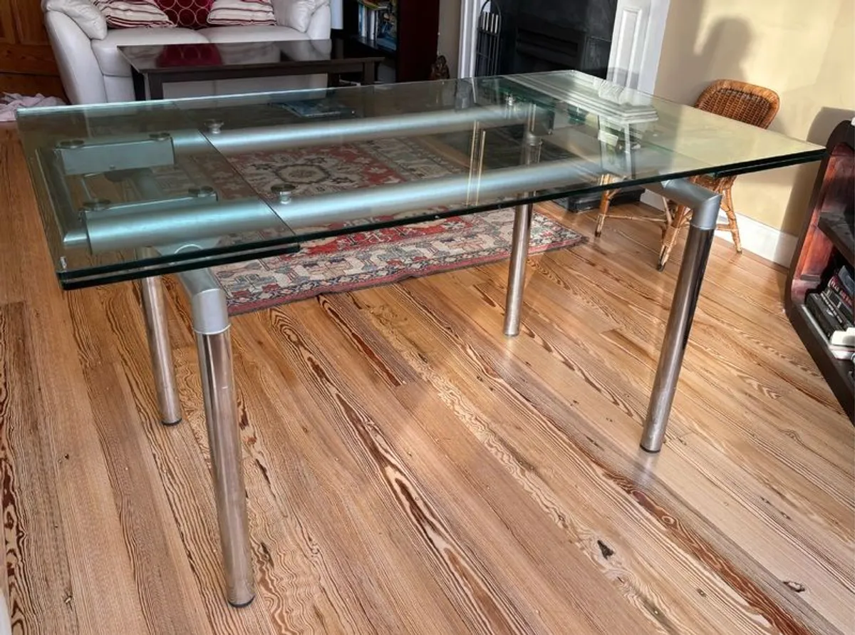 Glass kitchen table - Extendable FREE to take - Image 2