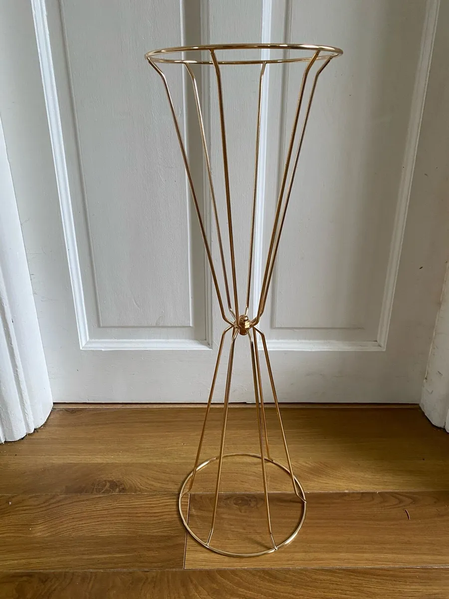 Table centrepieces - Image 2