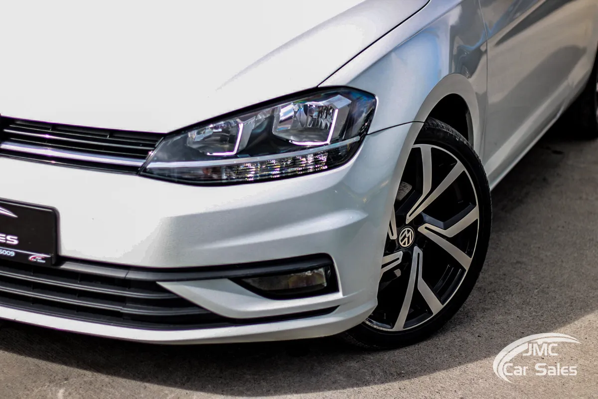 2017 VOLKSWAGEN GOLF VAN - Image 2