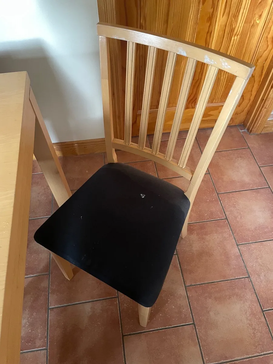 FREE Dining table and 6 chairs - Image 3