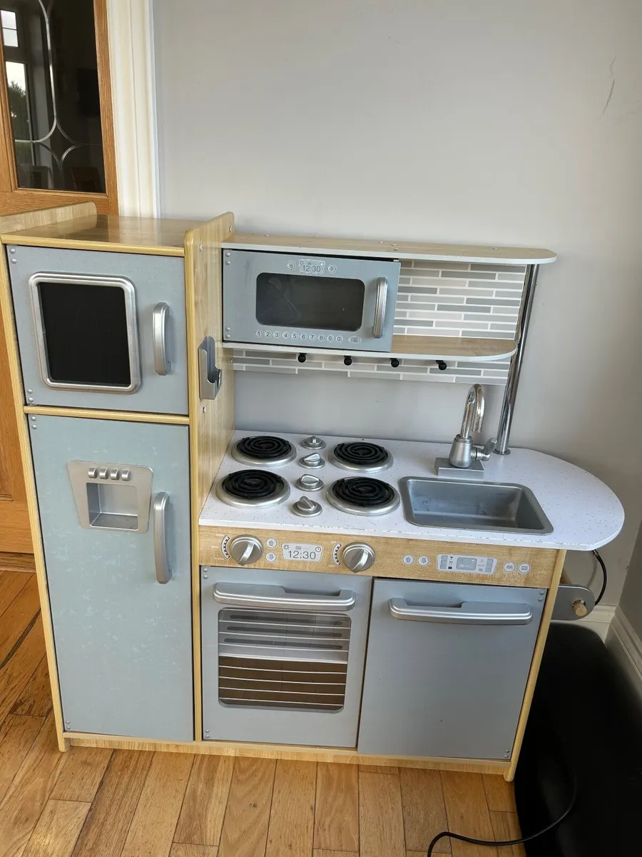 Kidkraft Uptown Play Kitchen
