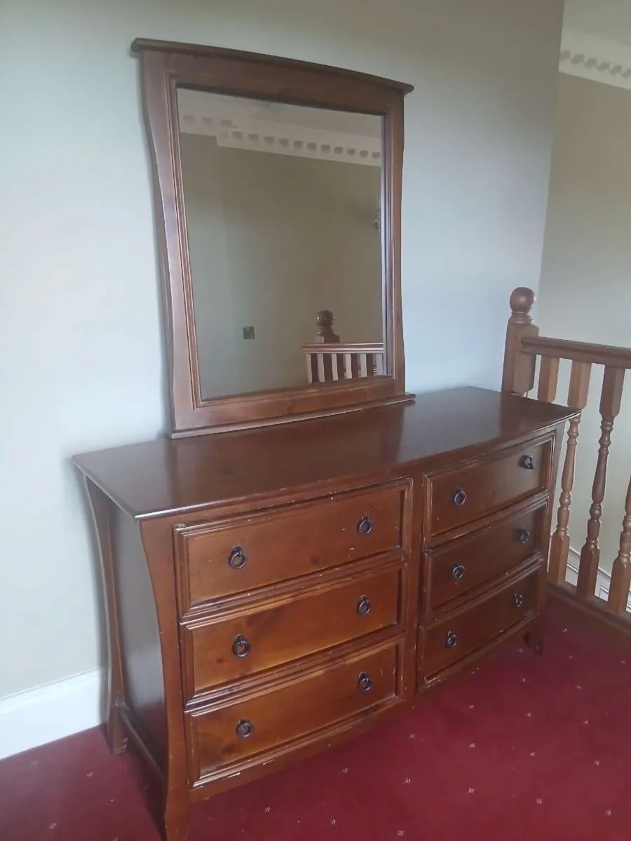 Chest of drawers with mirorr - Image 4