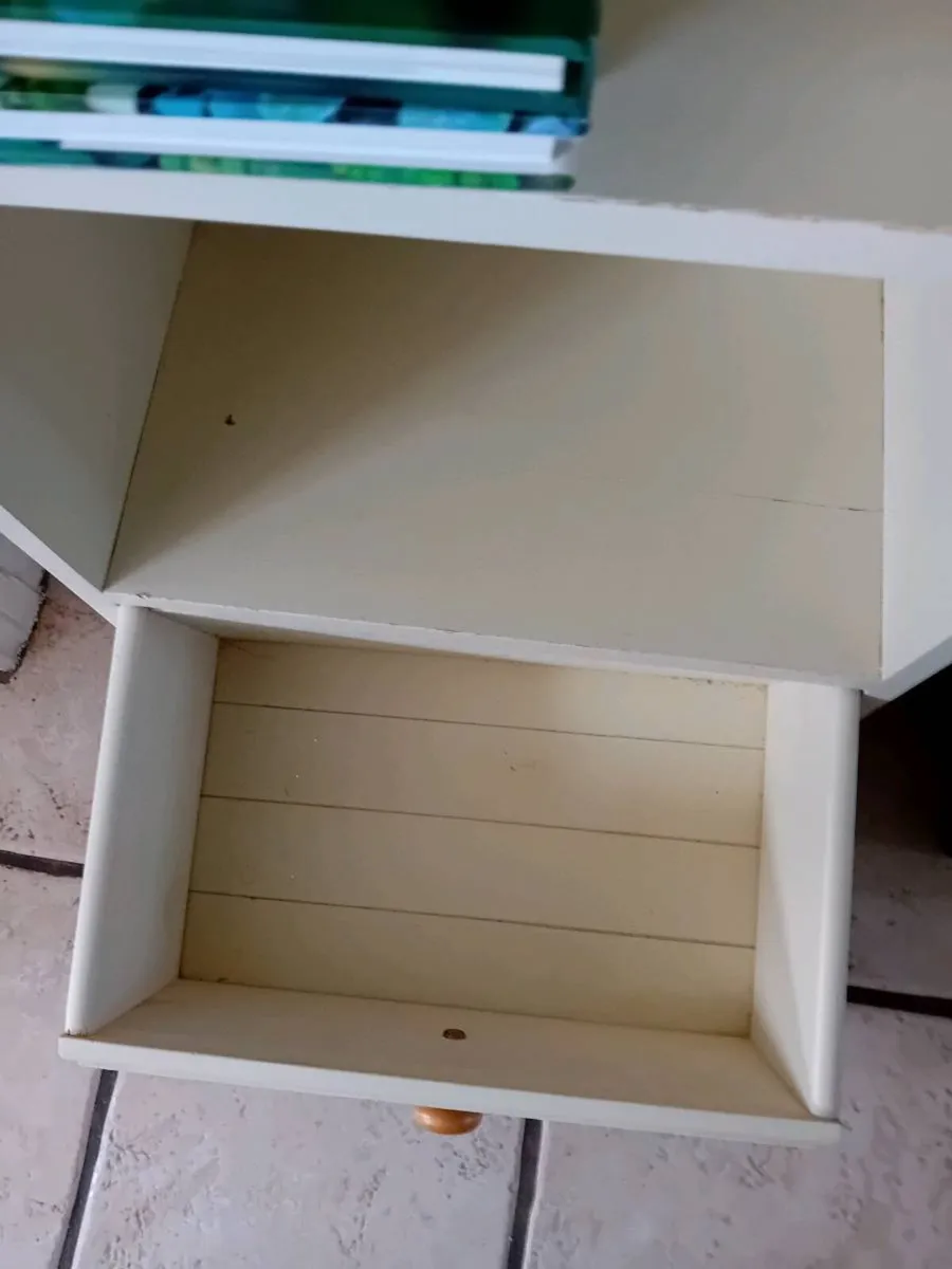 BOOKSHELF 40 TV STAND 40 - Image 3