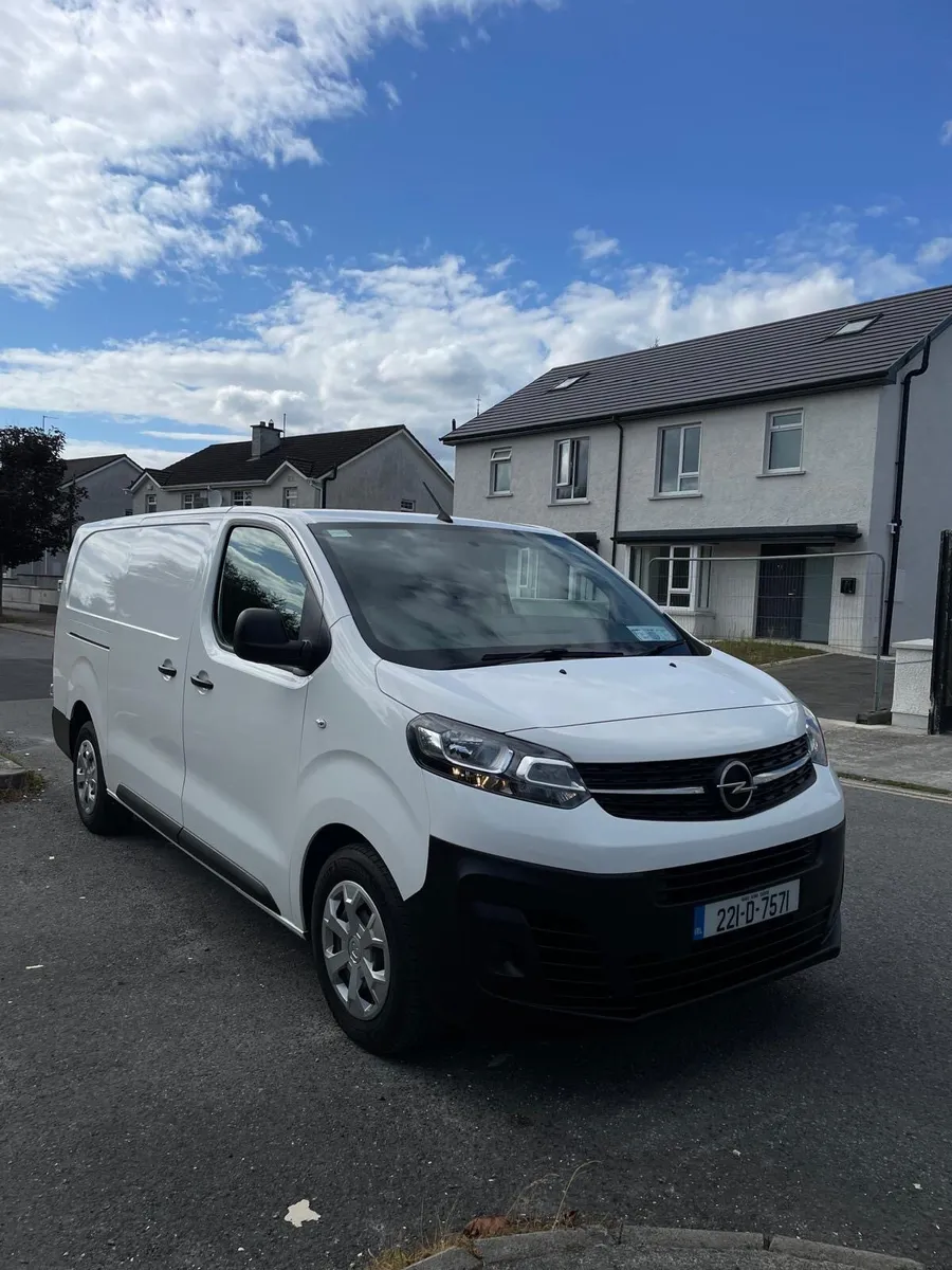 2022 Opel Vivaro LWB 6dr Van - Image 1