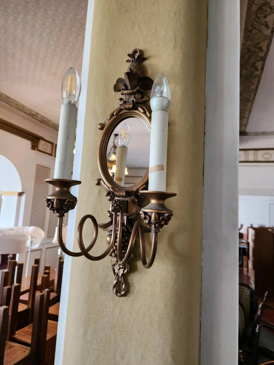 Hotel wall lights and ceiling lights - Image 2