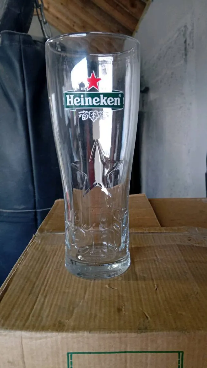 Pint glasses - Image 1