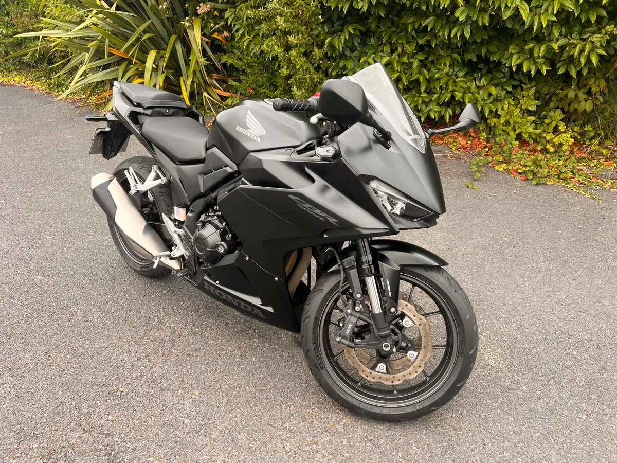 Honda CBR5OOR - Image 3