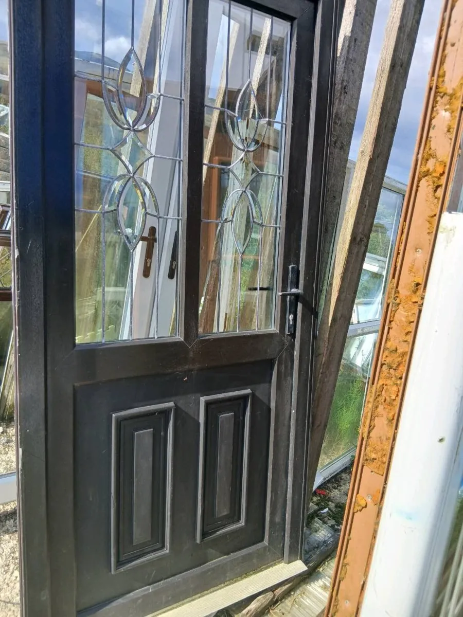 Large selection of reclaimed quality pvc windows d - Image 3