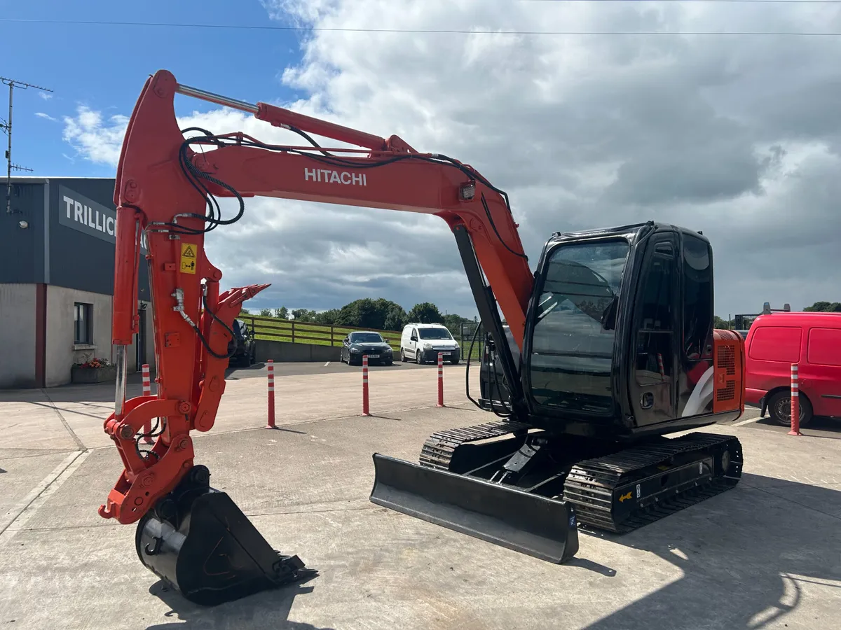2014 Hitachi Zaxis 60 C/W Thumb Grab - Image 4