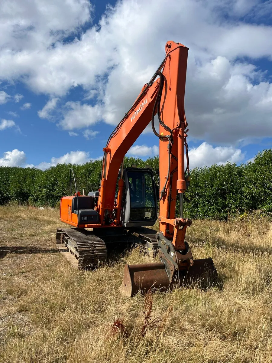 Hitachi ZX130 - Image 3