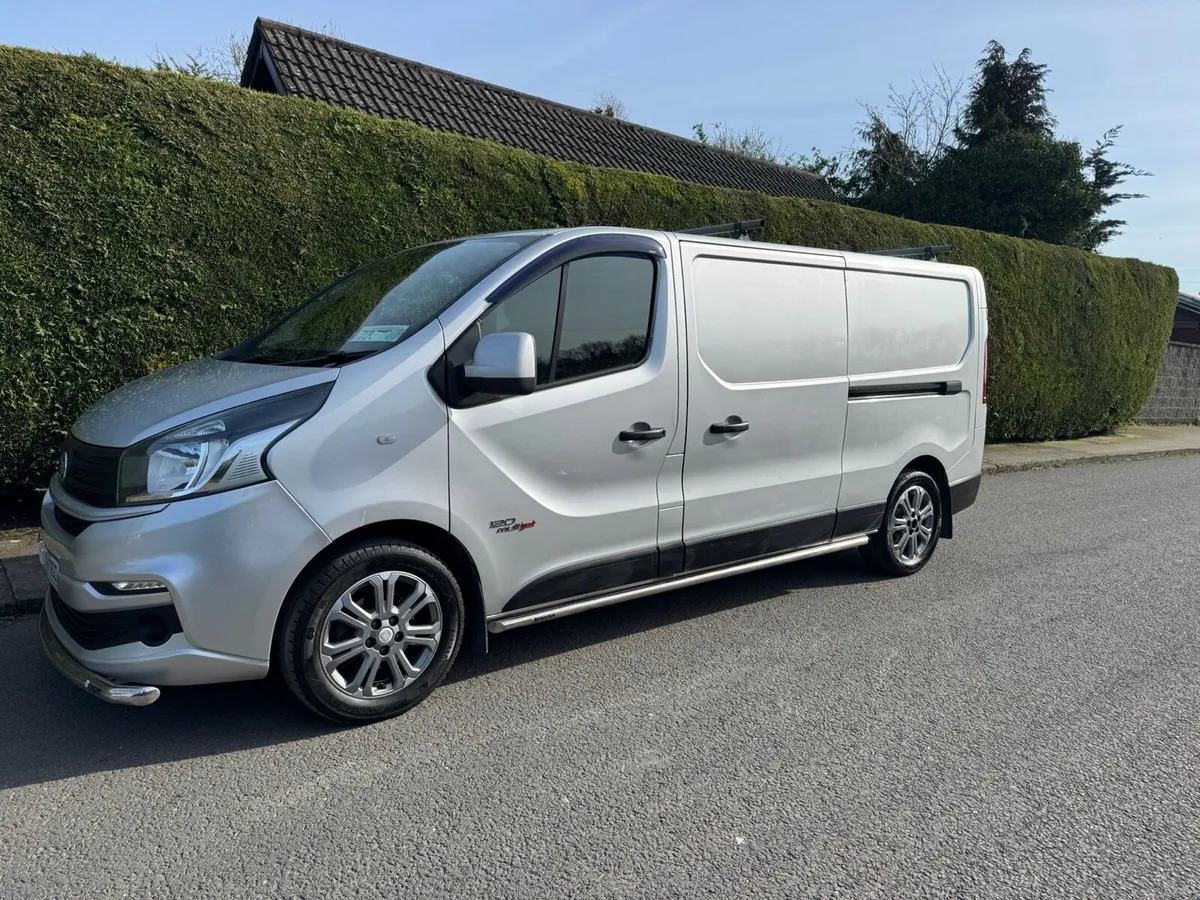 CLEAN VAN GREAT SPEC - Image 1
