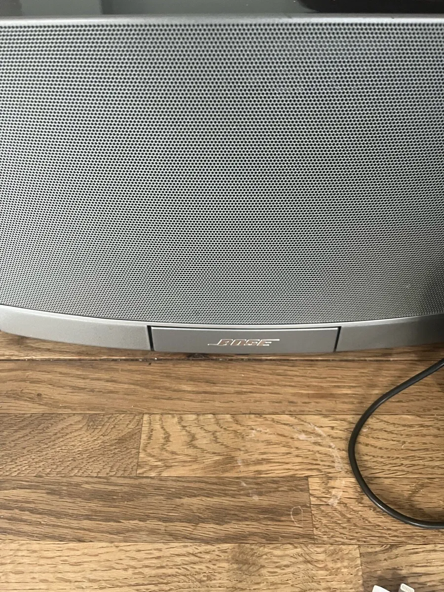 Bose portable Sounddock - Image 3