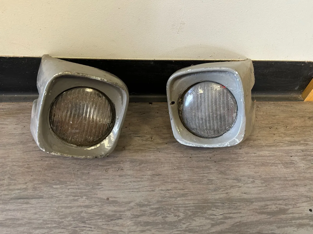 Original Massey Ferguson Butler Lights - Image 3
