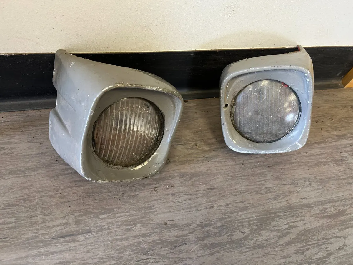 Original Massey Ferguson Butler Lights - Image 4