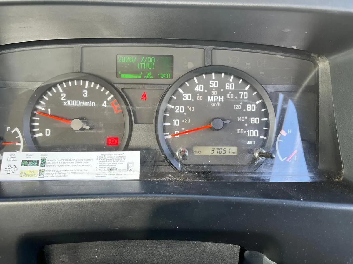 Isuzu N-Series 2023 - Image 2