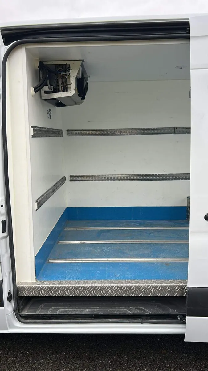 VB - 2022 Mercedes-Benz Sprinter Refrigerated Van - Image 3