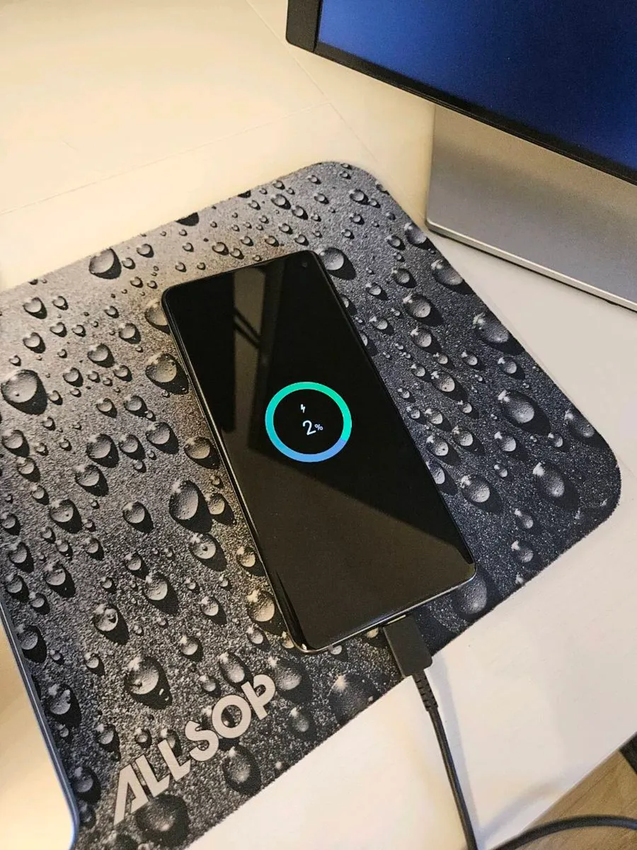 Samsung Galaxy s10 - Image 1