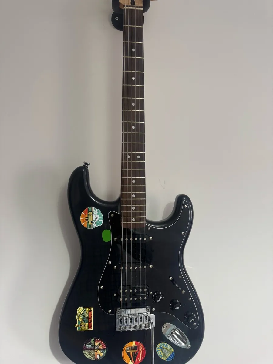 Squier Affinty HSS Strat - Image 1