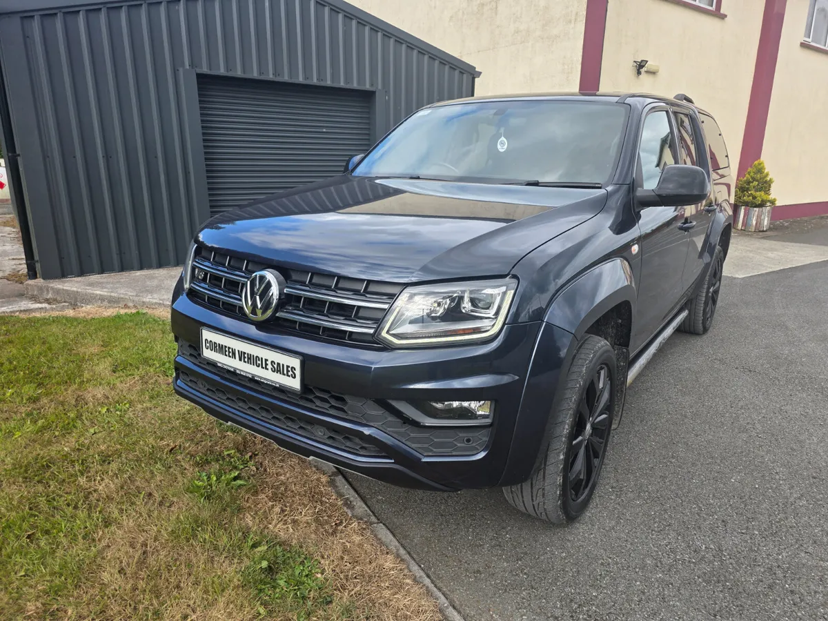 2020 Volkswagen Amarok 3.0 v6 258 Aventura Black E - Image 2