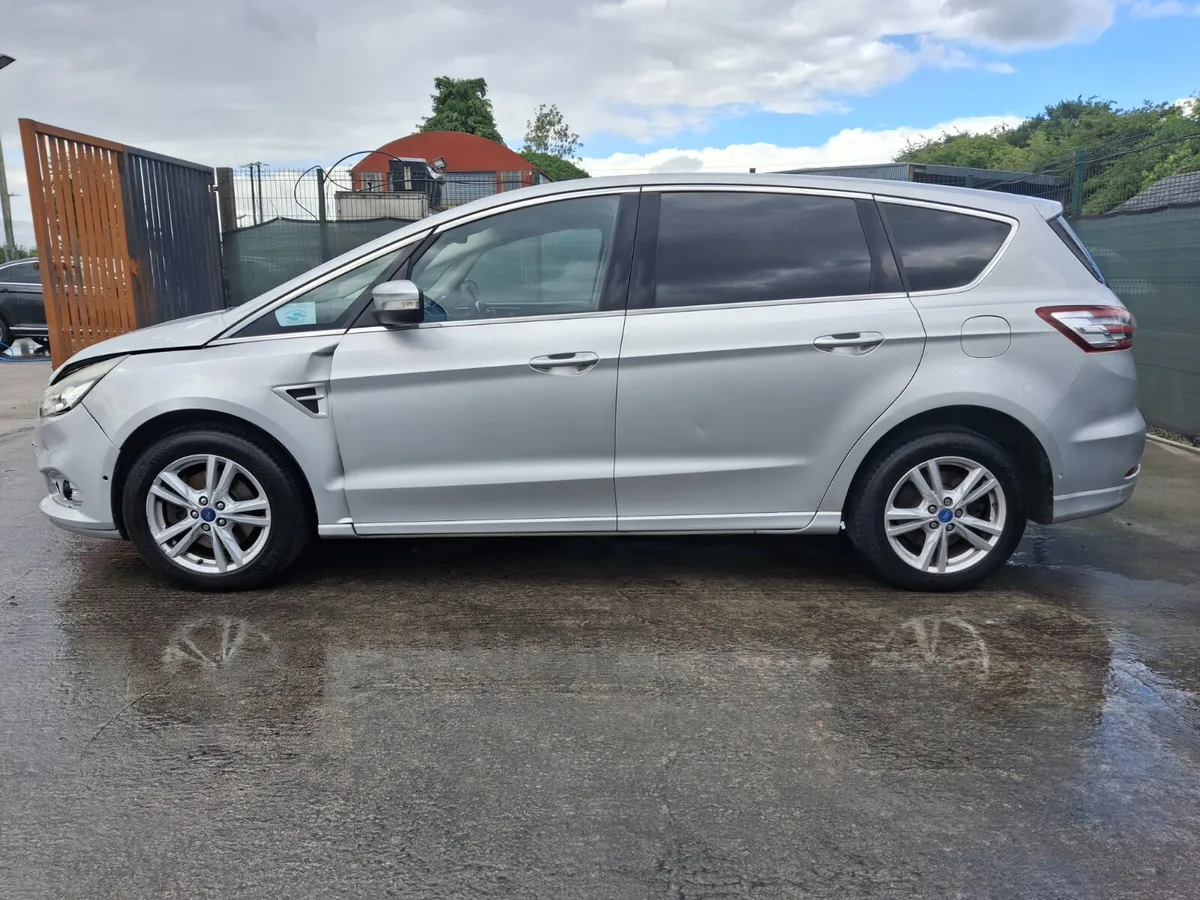 2016 Ford S-Max  7 seater  Automatic - Image 3