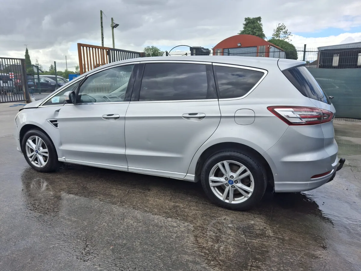 2016 Ford S-Max  7 seater  Automatic - Image 4
