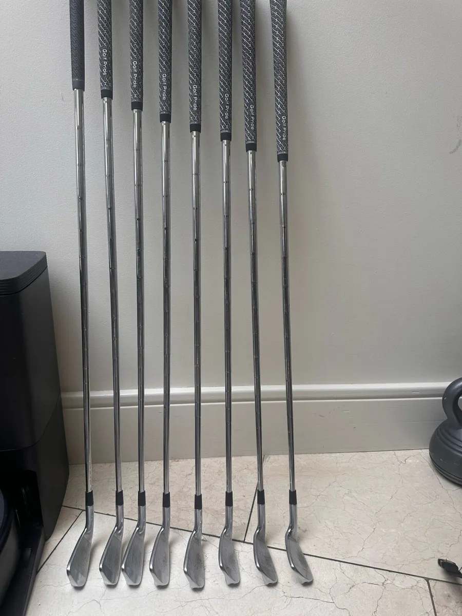 Golf clubs - Image 1
