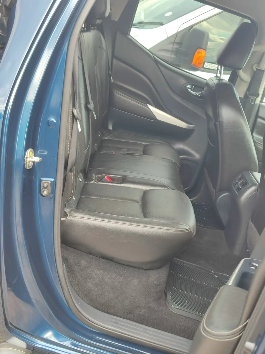 2021 NISSAN NAVARA TEKNA AUTOMATIC - Image 3