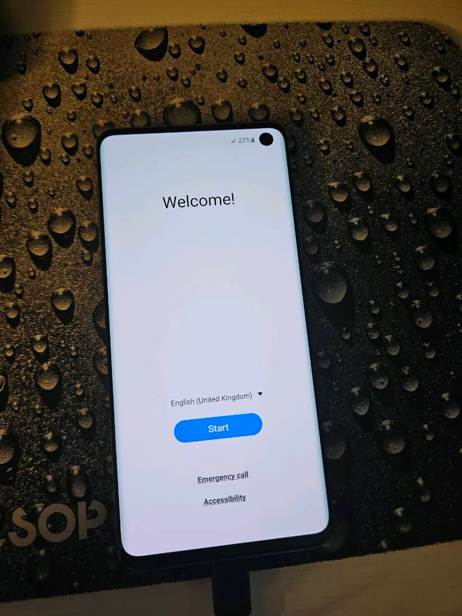Samsung Galaxy s10 - Image 3