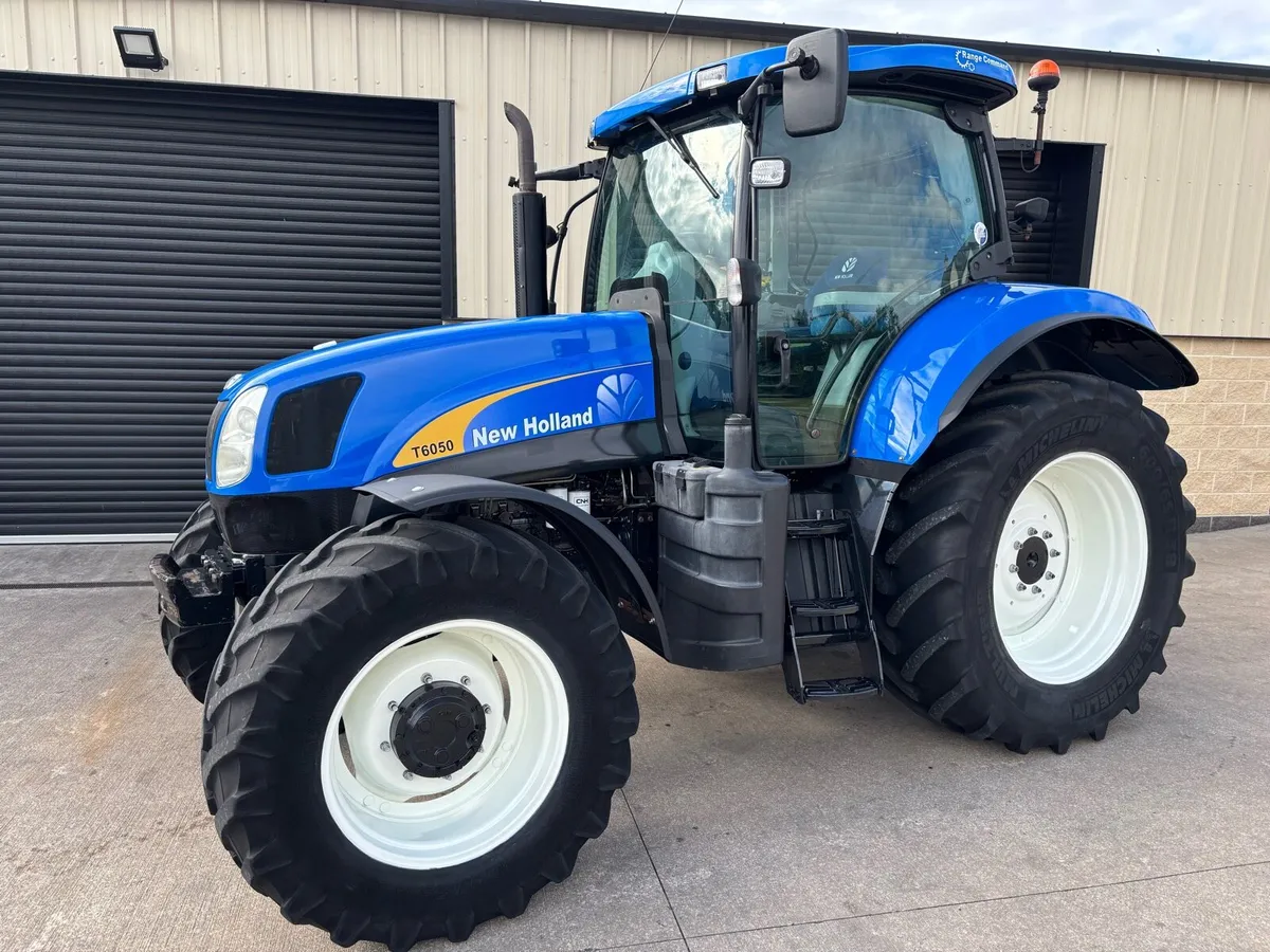 2009 NEW HOLLAND T6050 RANGE COMMAND - Image 2