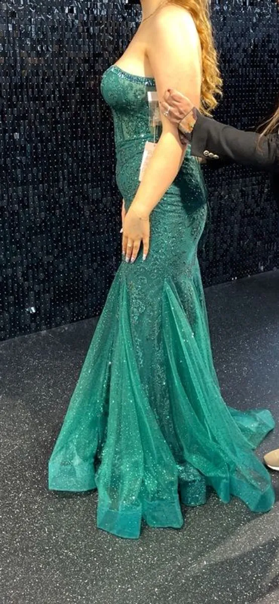 Debs Dress - Image 3